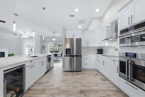 Casa en venta en Port Charlotte, Florida, 3 dormitorios, 157.47 m2 № 2137144 - foto 2