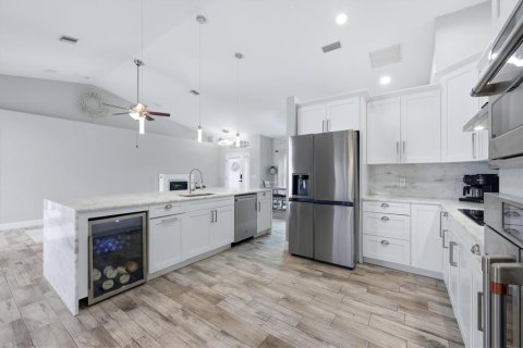 Casa en venta en Port Charlotte, Florida, 3 dormitorios, 157.47 m2 № 2137144 - foto 9