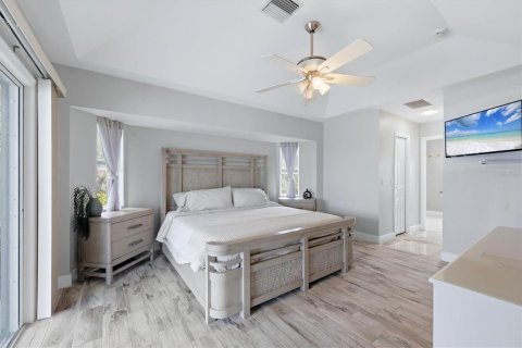 Casa en venta en Port Charlotte, Florida, 3 dormitorios, 157.47 m2 № 2137144 - foto 17