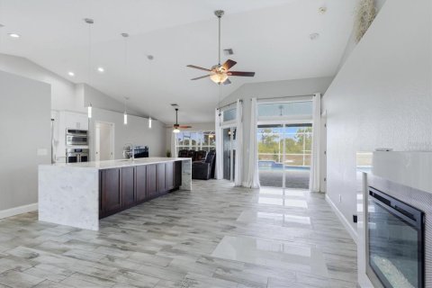 Casa en venta en Port Charlotte, Florida, 3 dormitorios, 157.47 m2 № 2137144 - foto 12