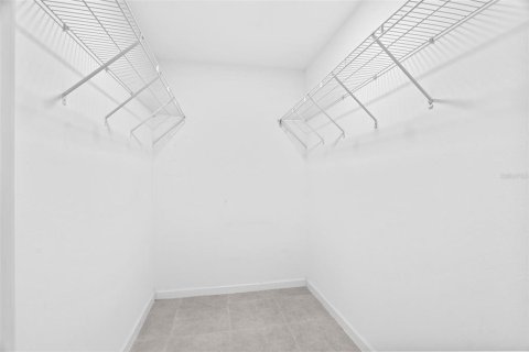 House in Palm Bay, Florida 4 bedrooms, 159.23 sq.m. № 1856167 - photo 13