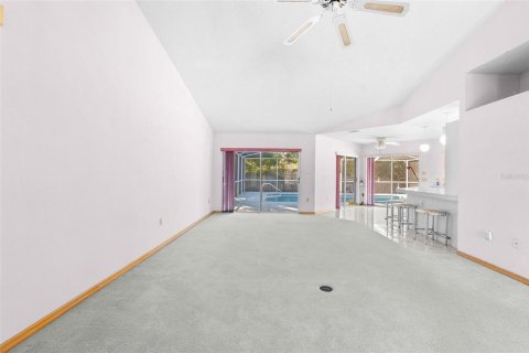 Villa ou maison à vendre à Spring Hill, Floride: 3 chambres, 174.1 m2 № 2431613 - photo 11