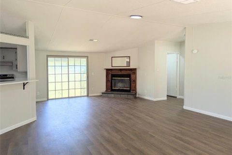 Apartamento en alquiler en Dade City, Florida, 3 dormitorios, 150.5 m2 № 1914947 - foto 4