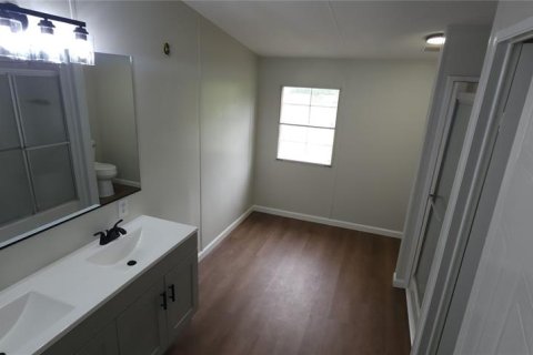 Apartamento en alquiler en Dade City, Florida, 3 dormitorios, 150.5 m2 № 1914947 - foto 25