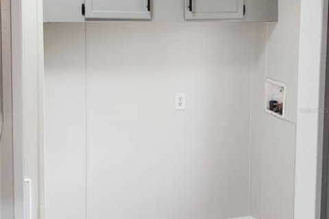 Apartamento en alquiler en Dade City, Florida, 3 dormitorios, 150.5 m2 № 1914947 - foto 9