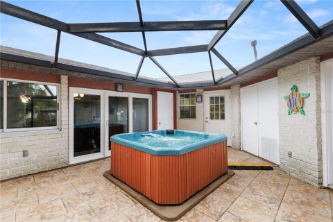 Casa en venta en Lakeland, Florida, 4 dormitorios, 393.91 m2 № 2223327 - foto 16