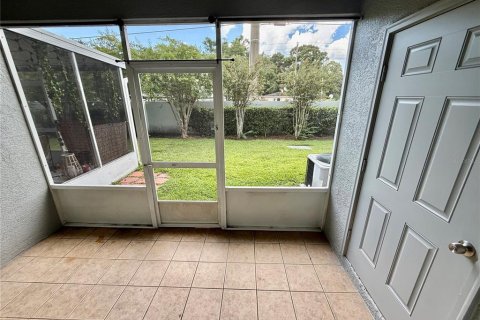 Touwnhouse à vendre à Riverview, Floride: 3 chambres, 139.91 m2 № 1888669 - photo 11