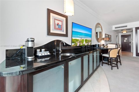 Купить кондоминиум в Майами-Бич, Флорида 50.54м2, № 1979811 - фото 17