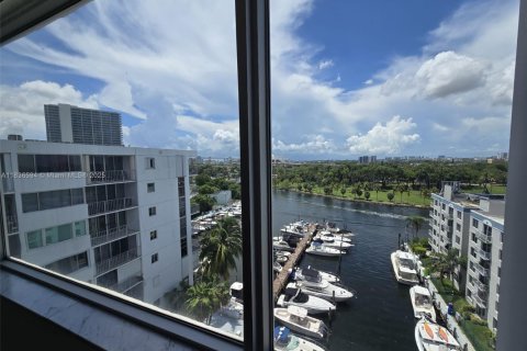 Copropriété à louer à Miami, Floride: 1 chambre, 65.59 m2 № 1823533 - photo 20