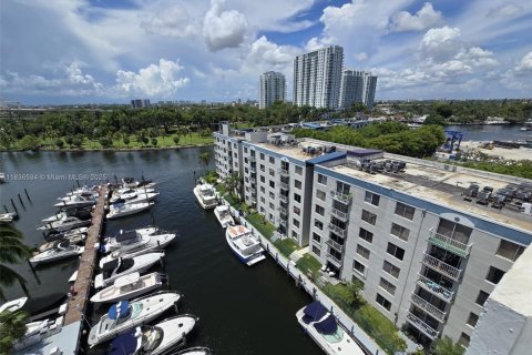 Copropriété à louer à Miami, Floride: 1 chambre, 65.59 m2 № 1823533 - photo 28