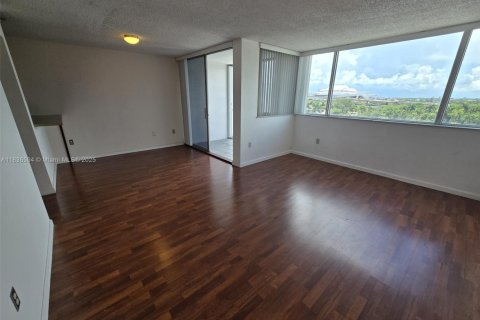 Copropriété à louer à Miami, Floride: 1 chambre, 65.59 m2 № 1823533 - photo 23