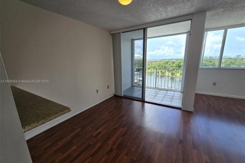 Copropriété à louer à Miami, Floride: 1 chambre, 65.59 m2 № 1823533 - photo 15