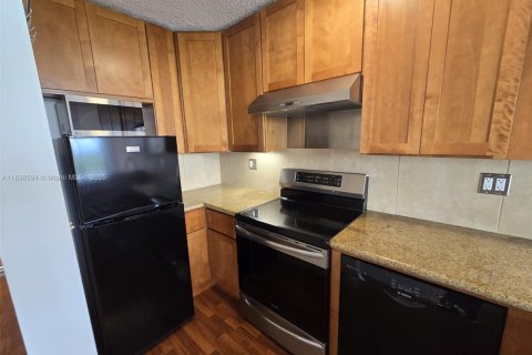 Copropriété à louer à Miami, Floride: 1 chambre, 65.59 m2 № 1823533 - photo 11