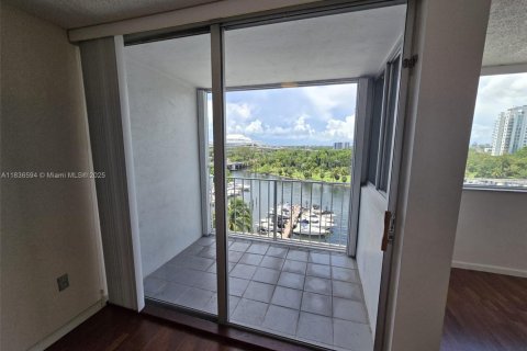 Copropriété à louer à Miami, Floride: 1 chambre, 65.59 m2 № 1823533 - photo 22