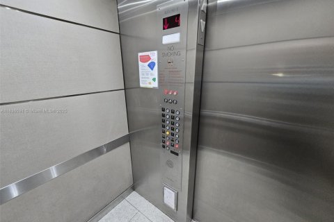 Copropriété à louer à Miami, Floride: 1 chambre, 65.59 m2 № 1823533 - photo 8