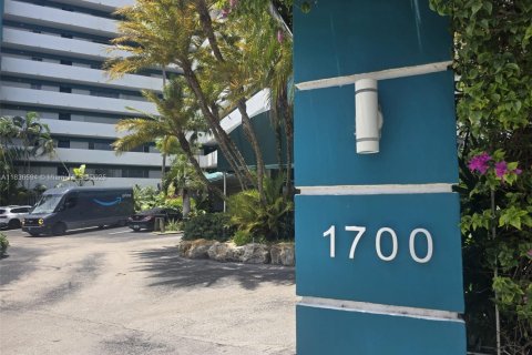 Copropriété à louer à Miami, Floride: 1 chambre, 65.59 m2 № 1823533 - photo 1