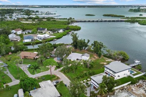 Villa ou maison à vendre à Bradenton, Floride: 5 chambres, 388.52 m2 № 2418519 - photo 11