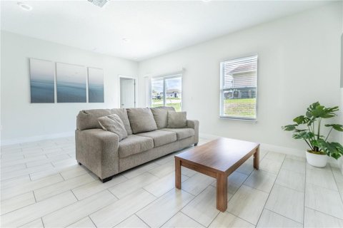 Casa en venta en Kissimmee, Florida, 4 dormitorios, 163.32 m2 № 1907022 - foto 6