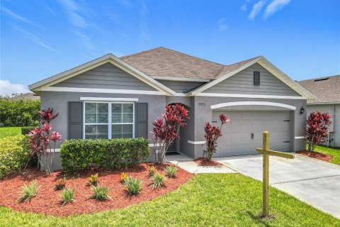 House in New Smyrna Beach, Florida 4 bedrooms, 167.78 sq.m. № 1834712 - photo 3