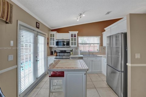 Villa ou maison à louer à Miami, Floride: 3 chambres, 131.46 m2 № 2003665 - photo 20