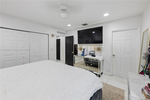 Casa en venta en Dania Beach, Florida, 3 dormitorios, 114.46 m2 № 1896825 - foto 8