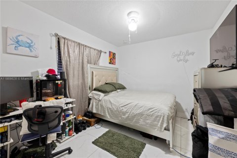 Casa en venta en Dania Beach, Florida, 3 dormitorios, 114.46 m2 № 1896825 - foto 12