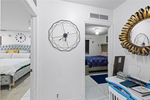 Casa en venta en Dania Beach, Florida, 3 dormitorios, 114.46 m2 № 1896825 - foto 16
