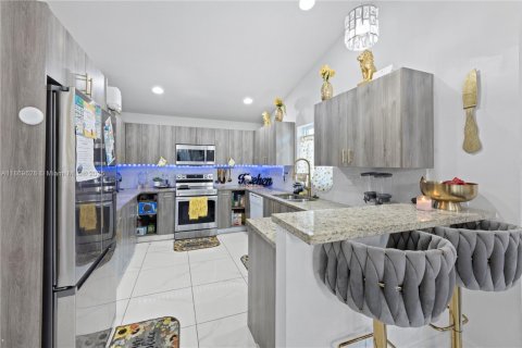 Casa en venta en Dania Beach, Florida, 3 dormitorios, 114.46 m2 № 1896825 - foto 6