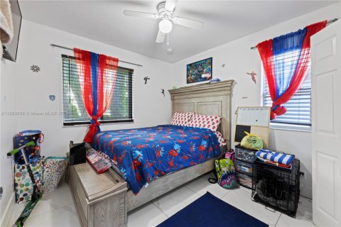 Casa en venta en Dania Beach, Florida, 3 dormitorios, 114.46 m2 № 1896825 - foto 10