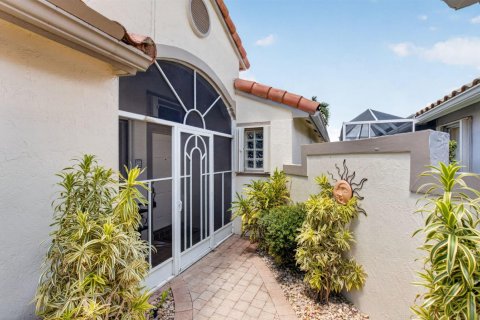 House in Boynton Beach, Florida 3 bedrooms, 155.33 sq.m. № 2252723 - photo 5