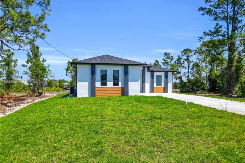 Villa ou maison à vendre à Lehigh Acres, Floride: 3 chambres, 122.17 m2 № 2071052 - photo 9