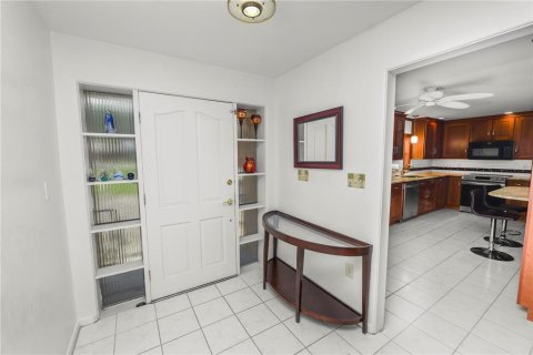 Casa en venta en Winter Haven, Florida, 3 dormitorios, 155.61 m2 № 2280029 - foto 10