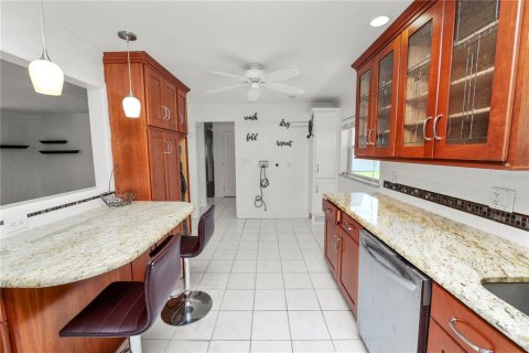 Casa en venta en Winter Haven, Florida, 3 dormitorios, 155.61 m2 № 2280029 - foto 14