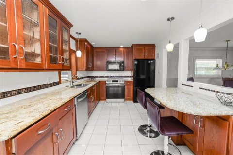 Casa en venta en Winter Haven, Florida, 3 dormitorios, 155.61 m2 № 2280029 - foto 12