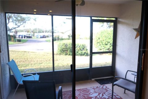 Condominio en venta en Sun City Center, Florida, 2 dormitorios, 99.68 m2 № 1755380 - foto 16