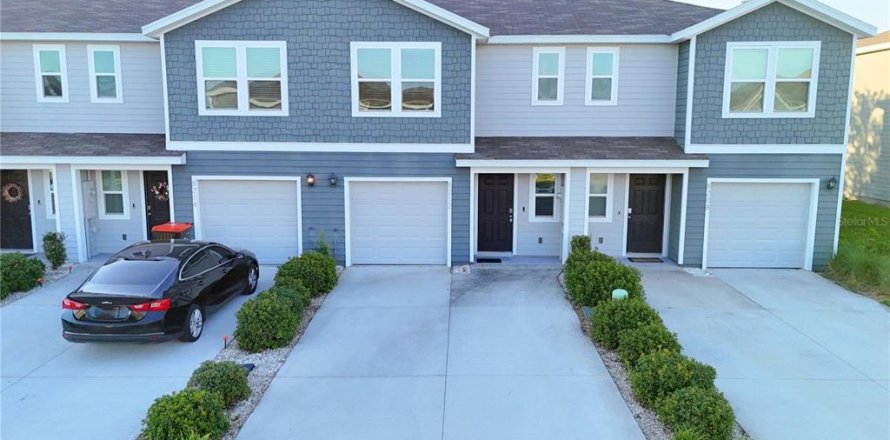 Townhouse in Ocala, Florida 3 bedrooms, 139.82 sq.m. № 2394073