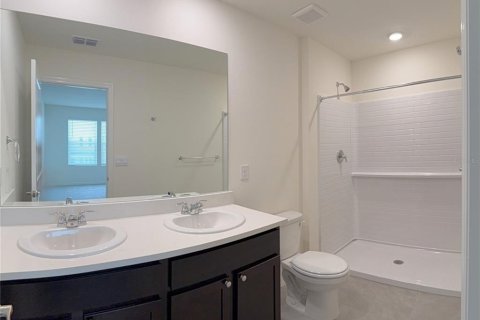 Townhouse in Ocala, Florida 3 bedrooms, 139.82 sq.m. № 2394073 - photo 18