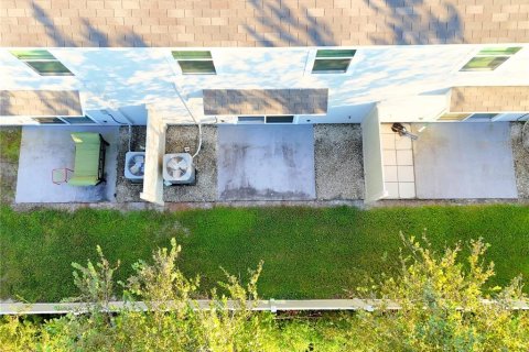 Townhouse in Ocala, Florida 3 bedrooms, 139.82 sq.m. № 2394073 - photo 26