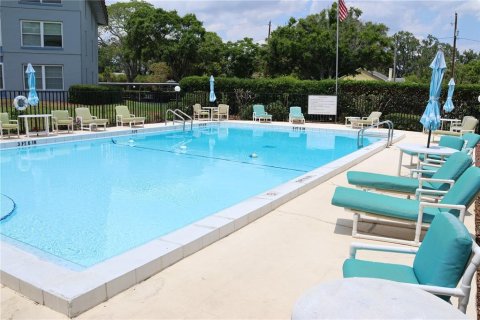Condo in Winter Haven, Florida, 2 bedrooms  № 1681233 - photo 5