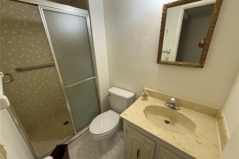 Condo in Winter Haven, Florida, 2 bedrooms  № 1681233 - photo 16