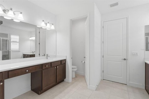 House in DeLand, Florida 3 bedrooms, 218.88 sq.m. № 2208220 - photo 22
