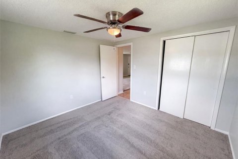 Casa en venta en New Port Richey, Florida, 2 dormitorios, 78.04 m2 № 2267327 - foto 8