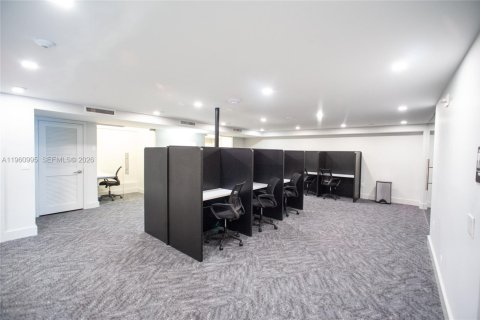 Снять в аренду кондоминиум в Майами-Бич, Флорида 2 спальни, 123м2, № 2021824 - фото 16