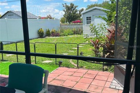 Casa en venta en Orlando, Florida, 4 dormitorios, 148.27 m2 № 2381250 - foto 2