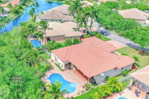 Casa en venta en Coral Springs, Florida, 5 dormitorios, 256.22 m2 № 2190897 - foto 9