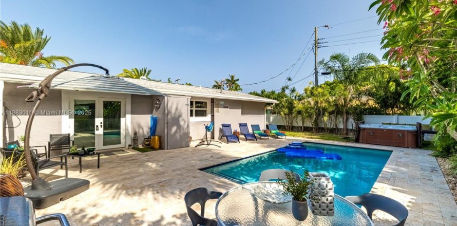 Casa en Pompano Beach, Florida 2 dormitorios, 174.19 m2 № 1930141