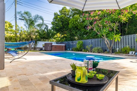 Casa en alquiler en Pompano Beach, Florida, 2 dormitorios, 174.19 m2 № 1930141 - foto 23