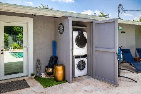 Casa en alquiler en Pompano Beach, Florida, 2 dormitorios, 174.19 m2 № 1930141 - foto 26