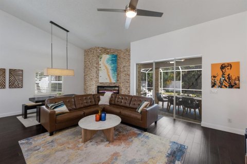 House in Sarasota, Florida 3 bedrooms, 168.06 sq.m. № 1670062 - photo 7