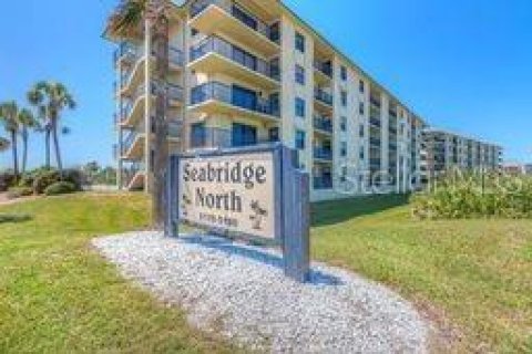 Copropriété à louer à Ormond Beach, Floride: 2 chambres, 81.38 m2 № 1798362 - photo 1